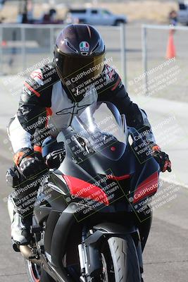 media/Dec-01-2025-Moto Forza (Mon) [[2daa91e15f]]/4-Around the Pits/